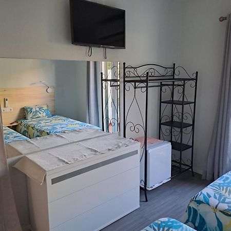 מלון פונשל Residencial Melba מראה חיצוני תמונה