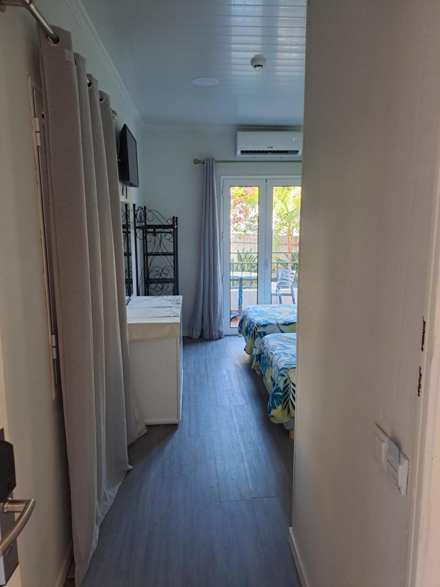 מלון פונשל Residencial Melba מראה חיצוני תמונה