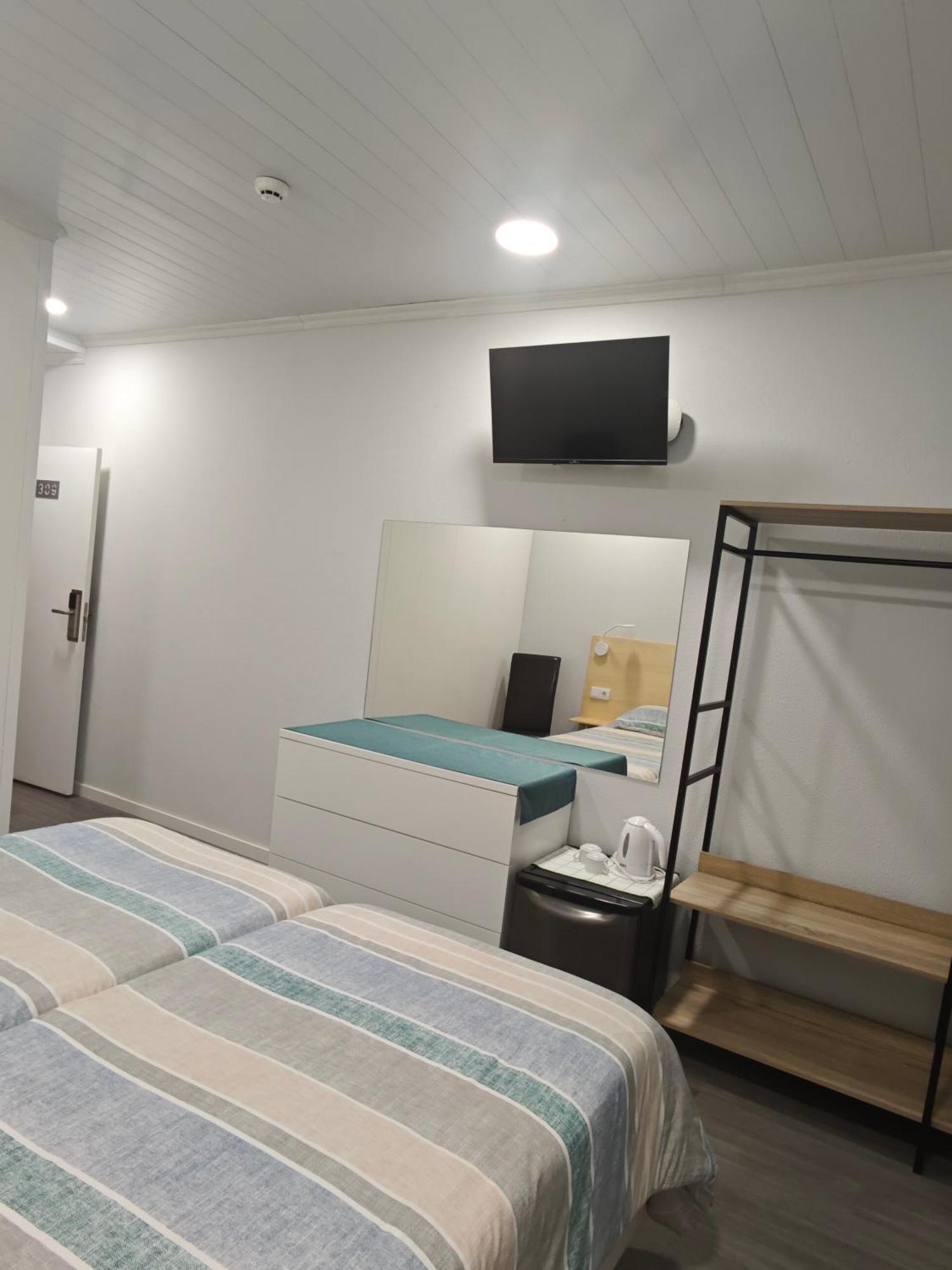 מלון פונשל Residencial Melba מראה חיצוני תמונה